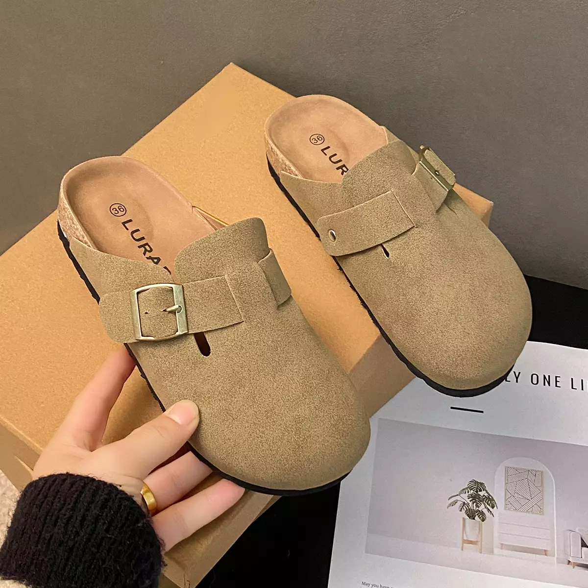 Sandal Wanita Rumah Santai Sendal Lebar Cewek Nyaman Dipakai WL24115