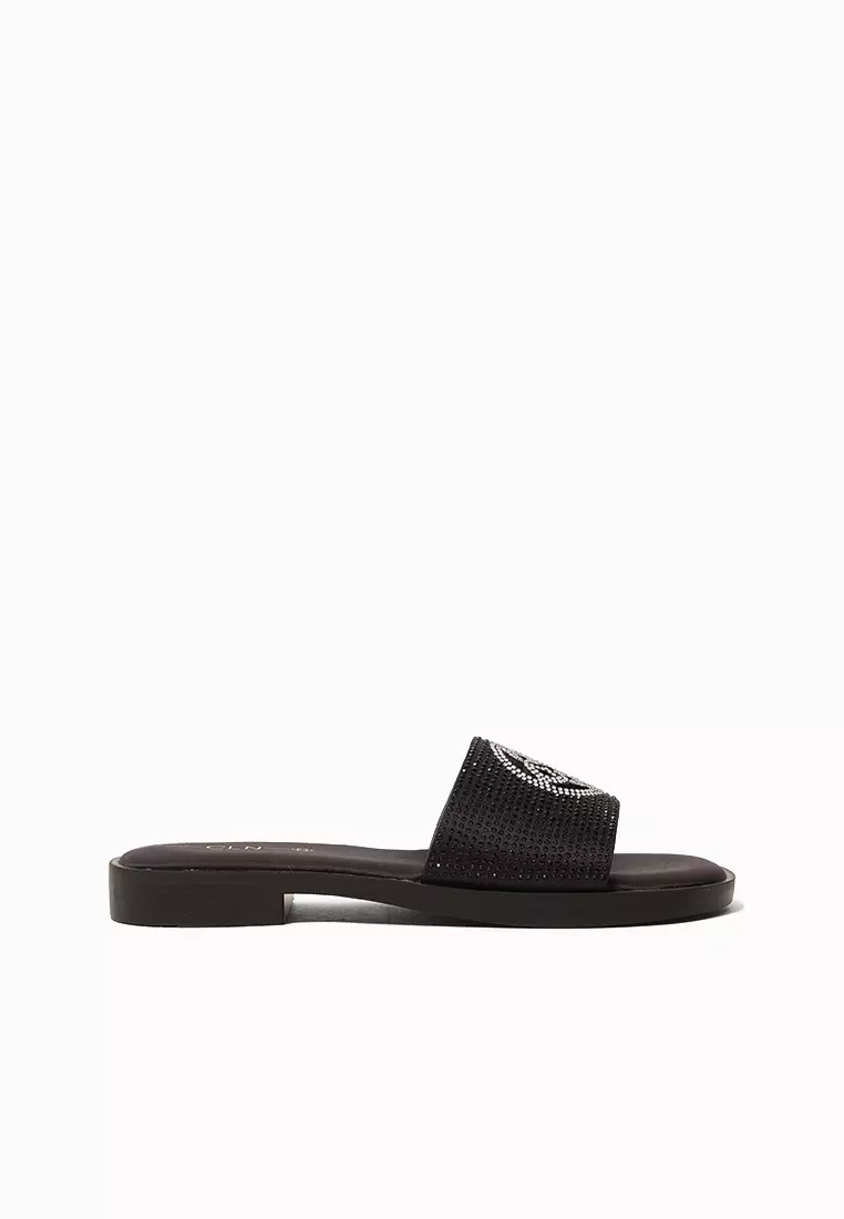 Discount on CLN  shoes - SKU: Leyton Slides