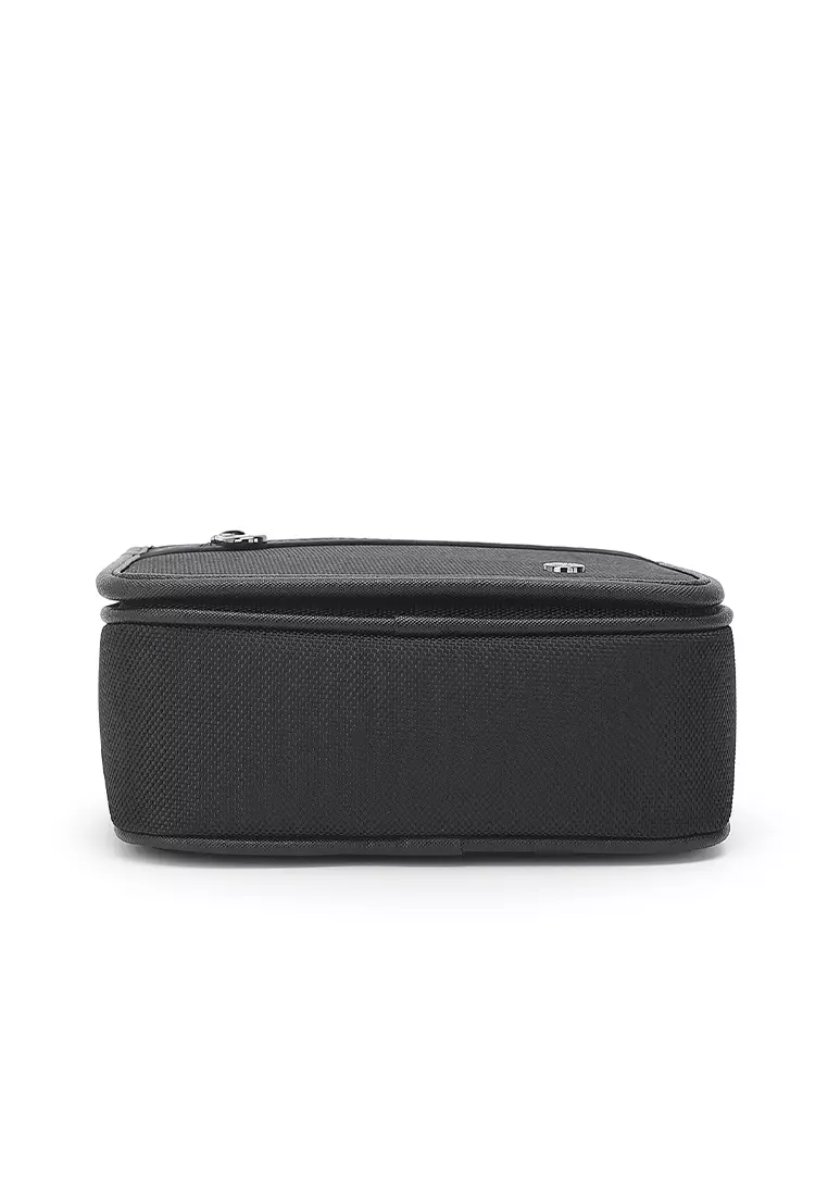 Men's Sling Bag / Crossbody Bag (Tas Selempang Pria) - Hitam