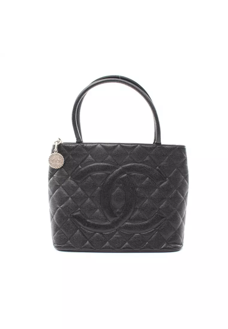 Chanel reissue sales tote bag