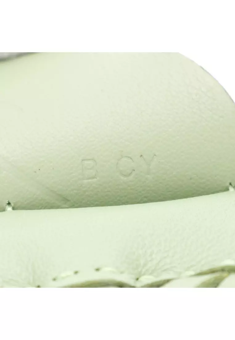 Pre-Loved Hermès Rodeo Pegasus PM vert moyan bag charm Aagneau Veau Swift Light green B stamp