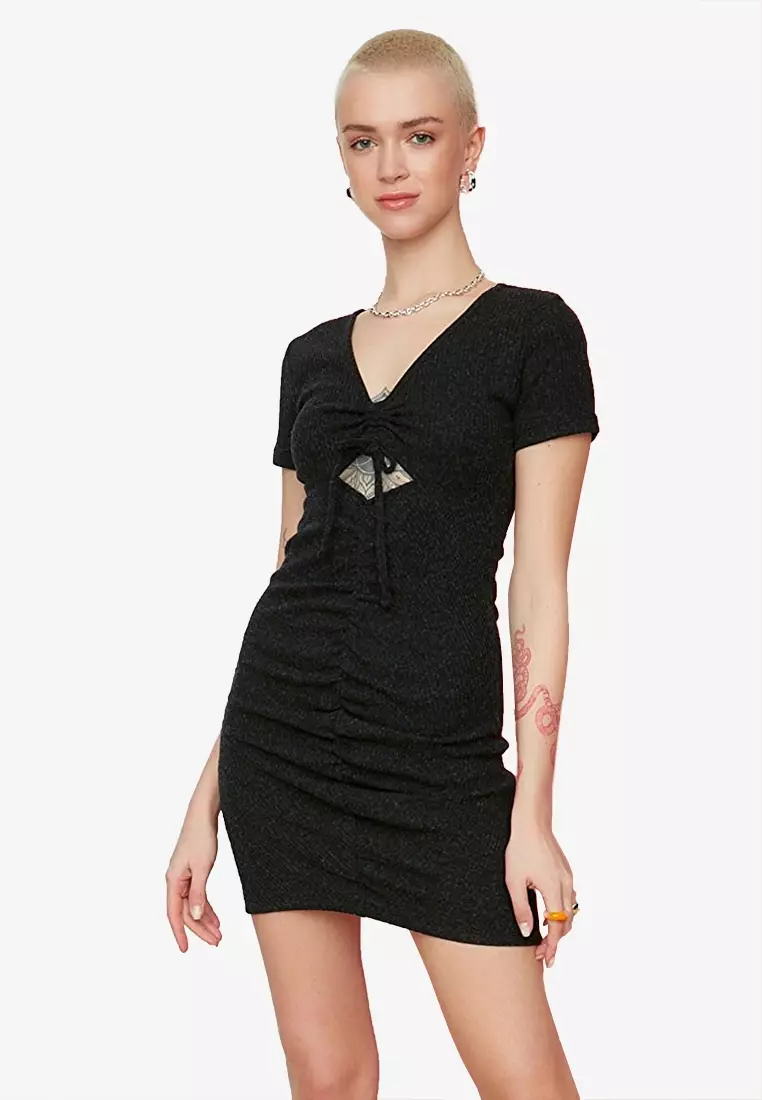 Buy Dresses Online | CNY Sale Up to 90% @ ZALORA HK