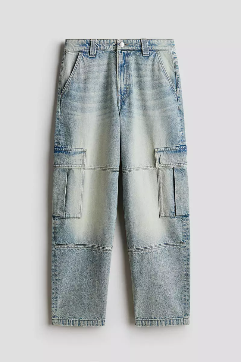 Baggy Fit Cargo Jeans