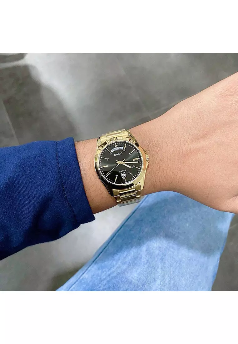 MTP-1370G-1A Men Analog Watch with Gold Stainless Steel Band