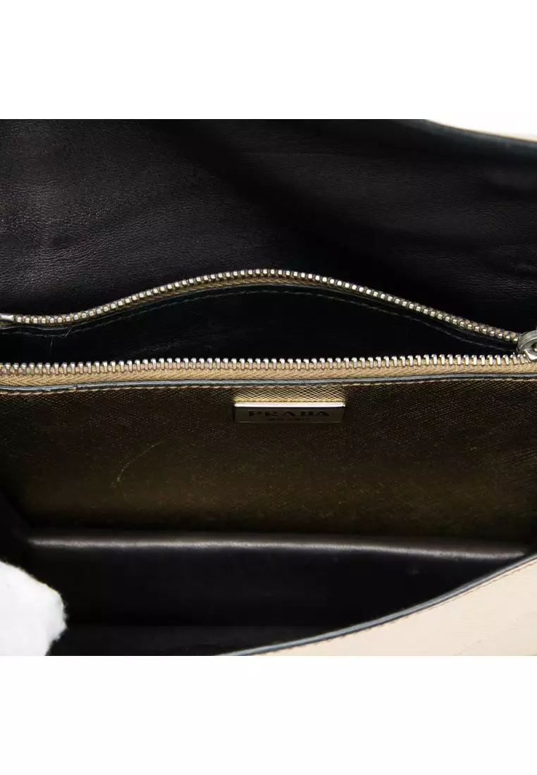 Pre-Loved Prada Saffiano Sound Lock Satchel