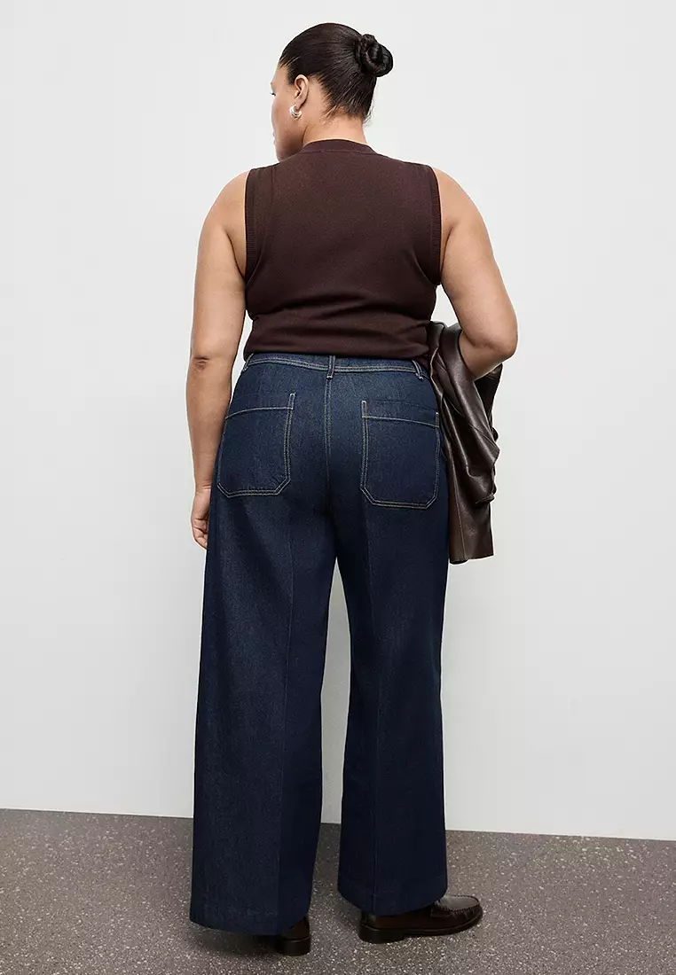 Wide-Leg Jeans With Pockets