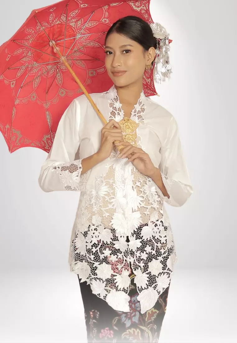 Exclusive Kebaya Kerancang Hand Made Embroidery