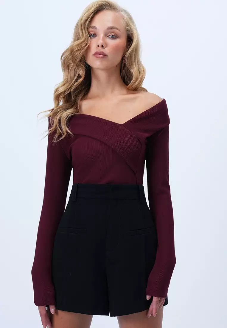 Wide Collar Blouse