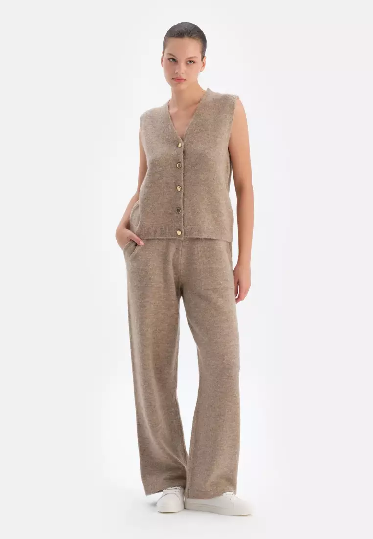 Beige Vest, V-Neck, Oversize, Sleeveless Loungewear for Women