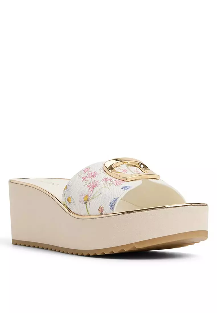 Menhaden Beach Sandal Wedges