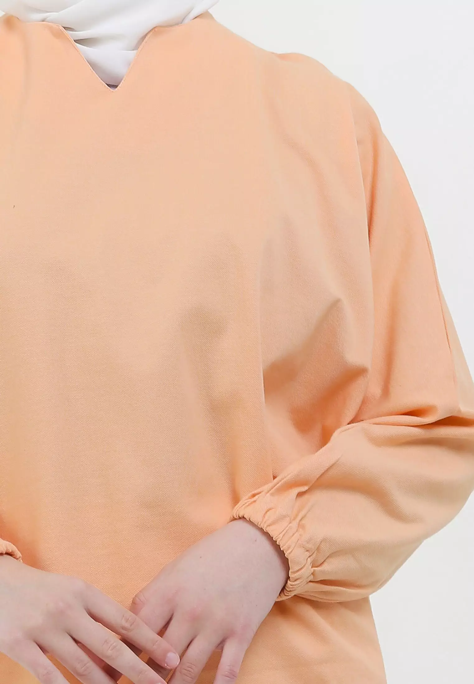 MFMW Aduhay Atasan Blouse Peach Fuzz