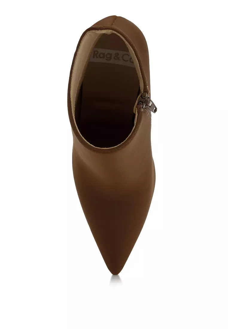 Pleather Concave Cut Ankle Boots in Brown