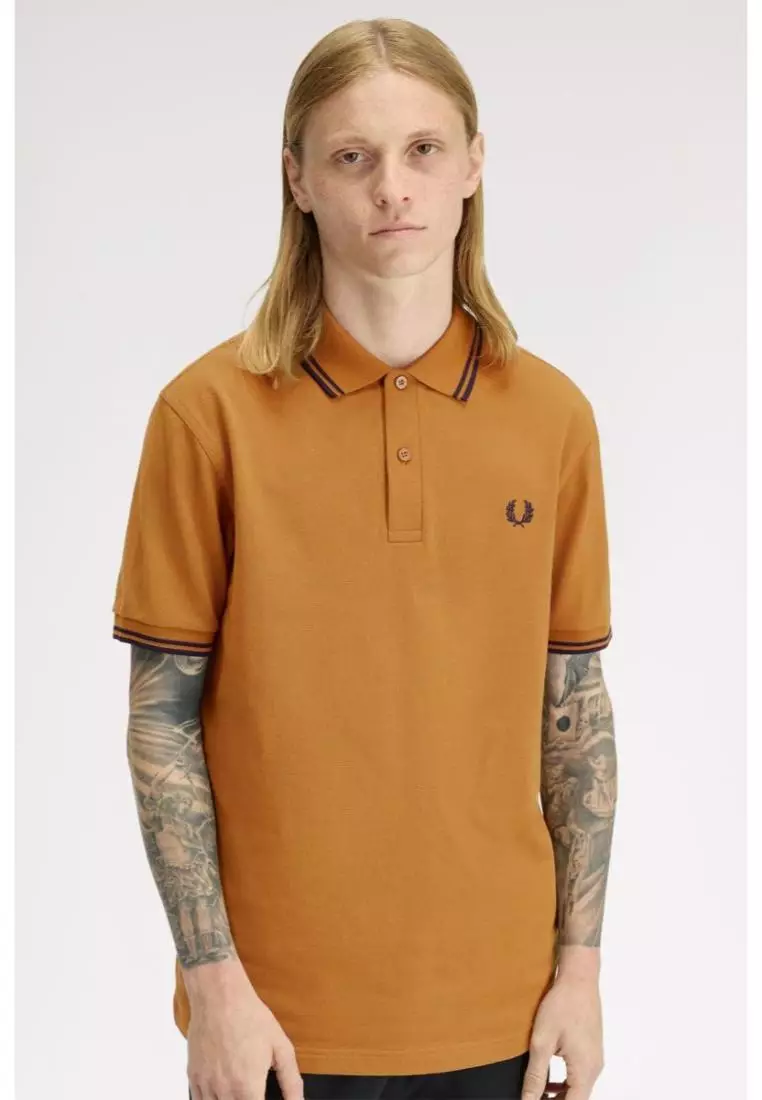Fred Perry M3600 The Twin Tipped Fred Perry Shirt (Dark Caramel / Navy / Navy)