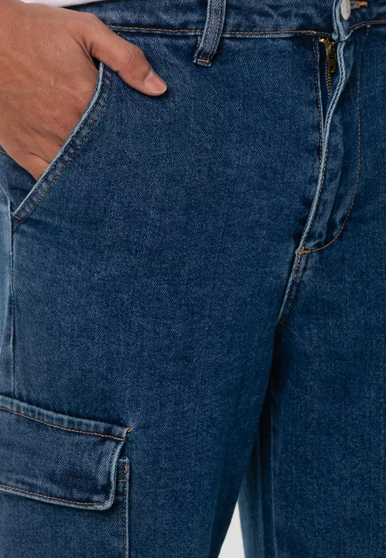 Wide Leg Cargo Jeans