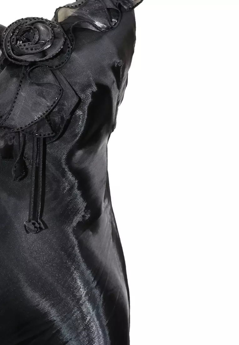 Traditional Classic Slim-Cut Evening Dress