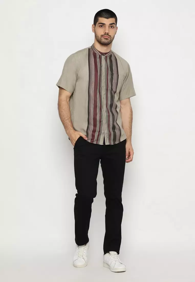 POLICE Kemeja Koko Border Coklat Regular Fit Pria