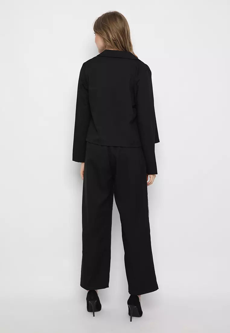 Mannequin Casual Crop Blazer
