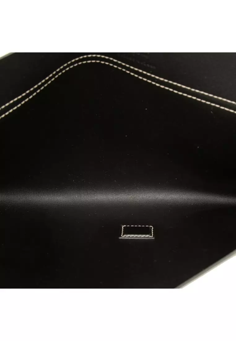 Pre-Loved Gucci Large Gg Supreme Clutch