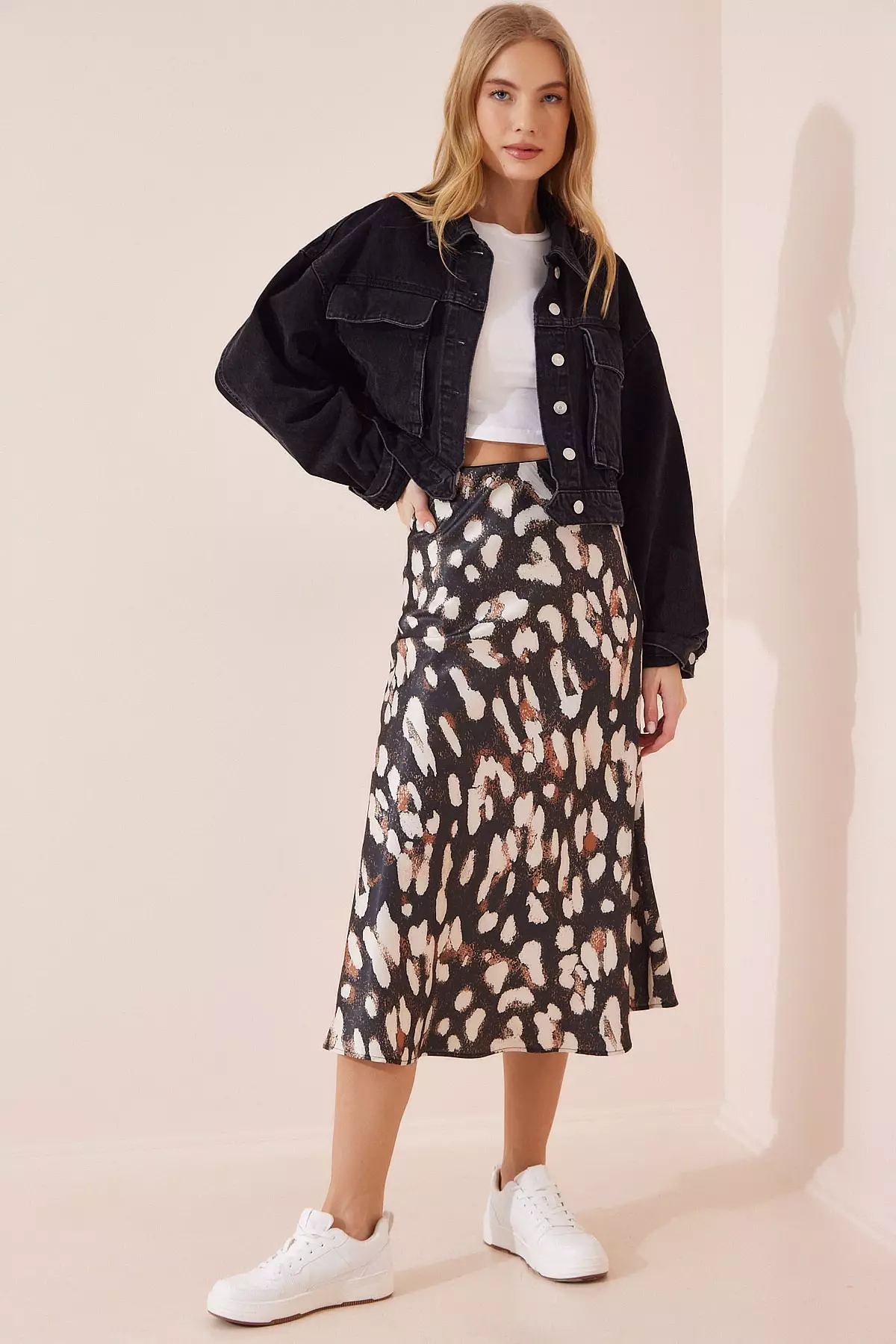 Patterned shop satin skirt