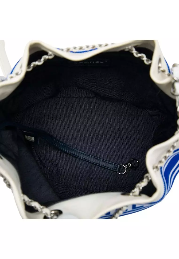 Pre-Loved Chanel Venise Biarritz Mixed Fibers And Lambskin Drawstring Bucket Bag