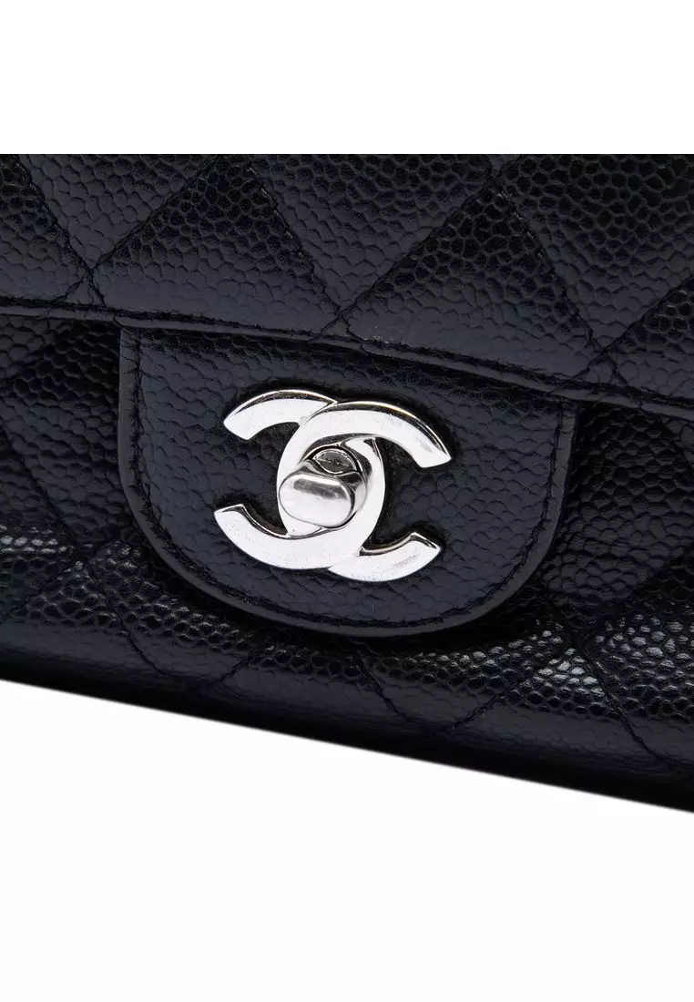 Pre-Loved Chanel Medium Classic Caviar Double Flap