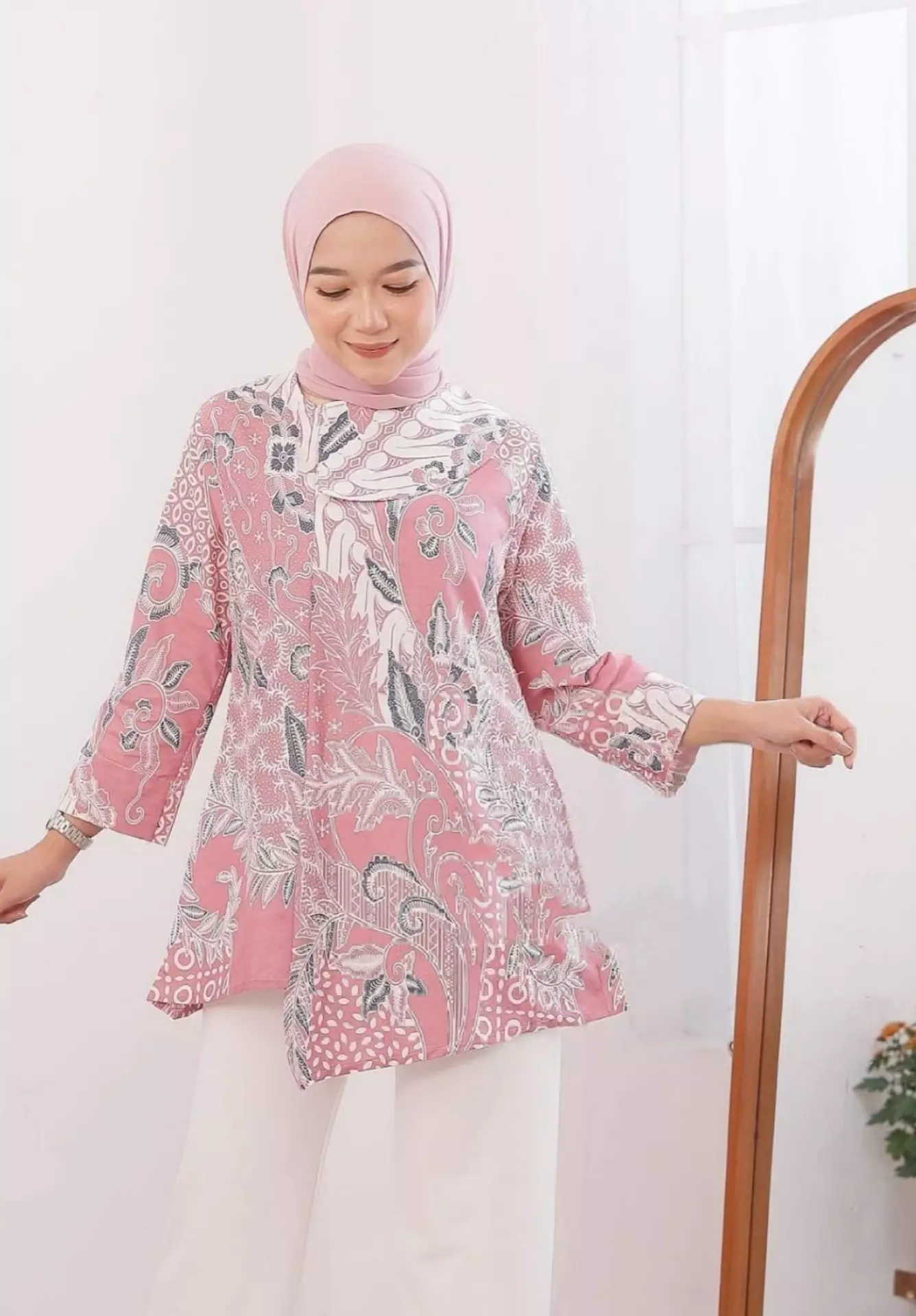 Blouse Batik Stefi Pink Premium Elegant B.K