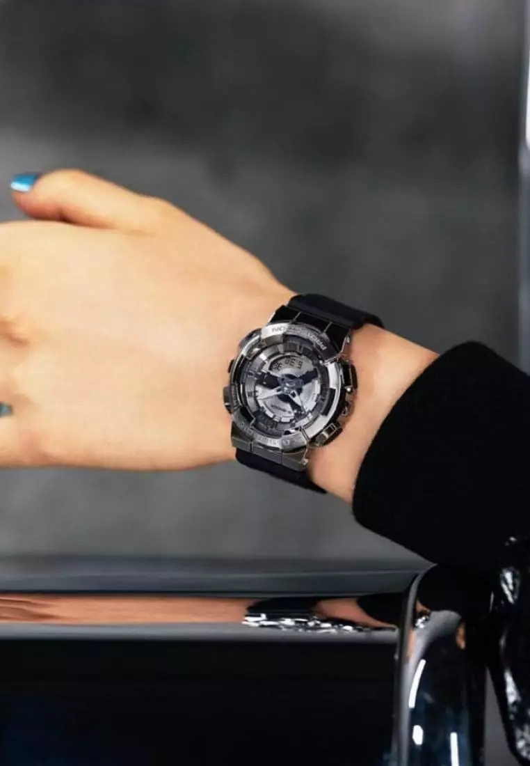 Black g shock women's outlet