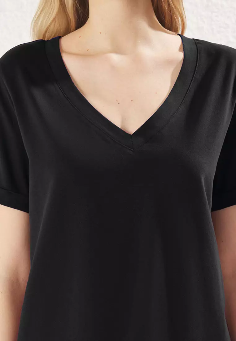 Black V Neck Short Sleeve Regular/Basic Knitted T-Shirt