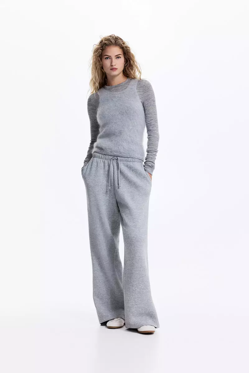 Wide joggers