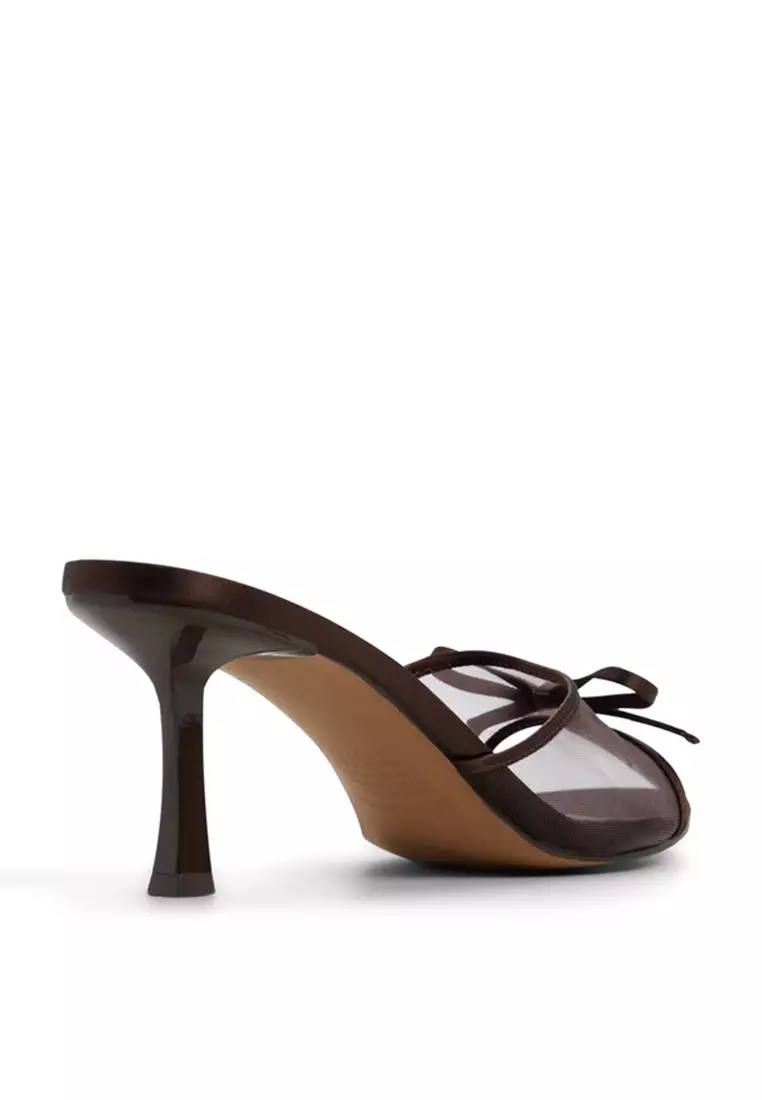 Bettiie Heels