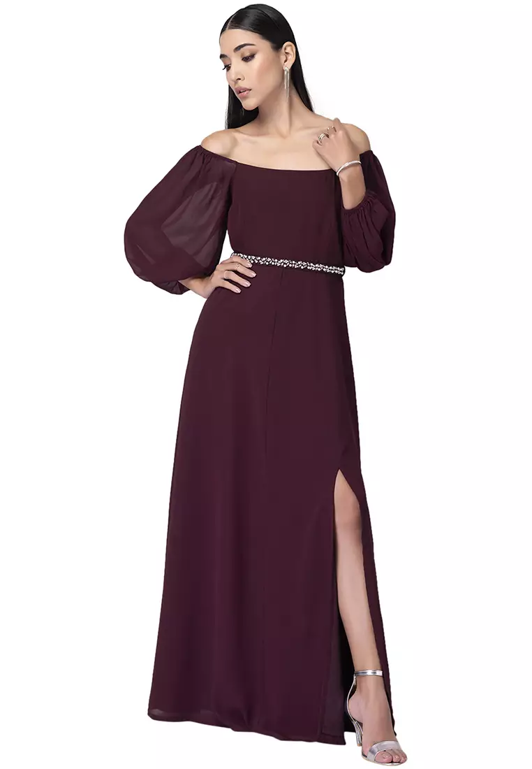 Maroon gown store with sleeves