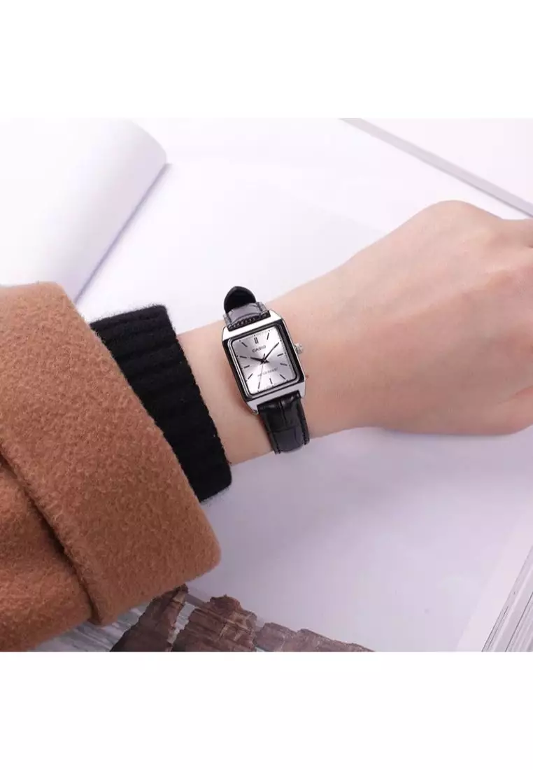 Women's Analog Watch LTP-V007L-7E1 Black Leather Band Ladies Watch