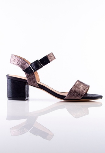 Stilaré black La Luna Strap-On Sandals in Black 6C17ESHF42756FGS_1