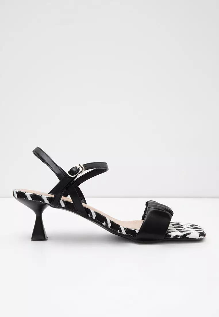 Leatira Checkered Heels Black