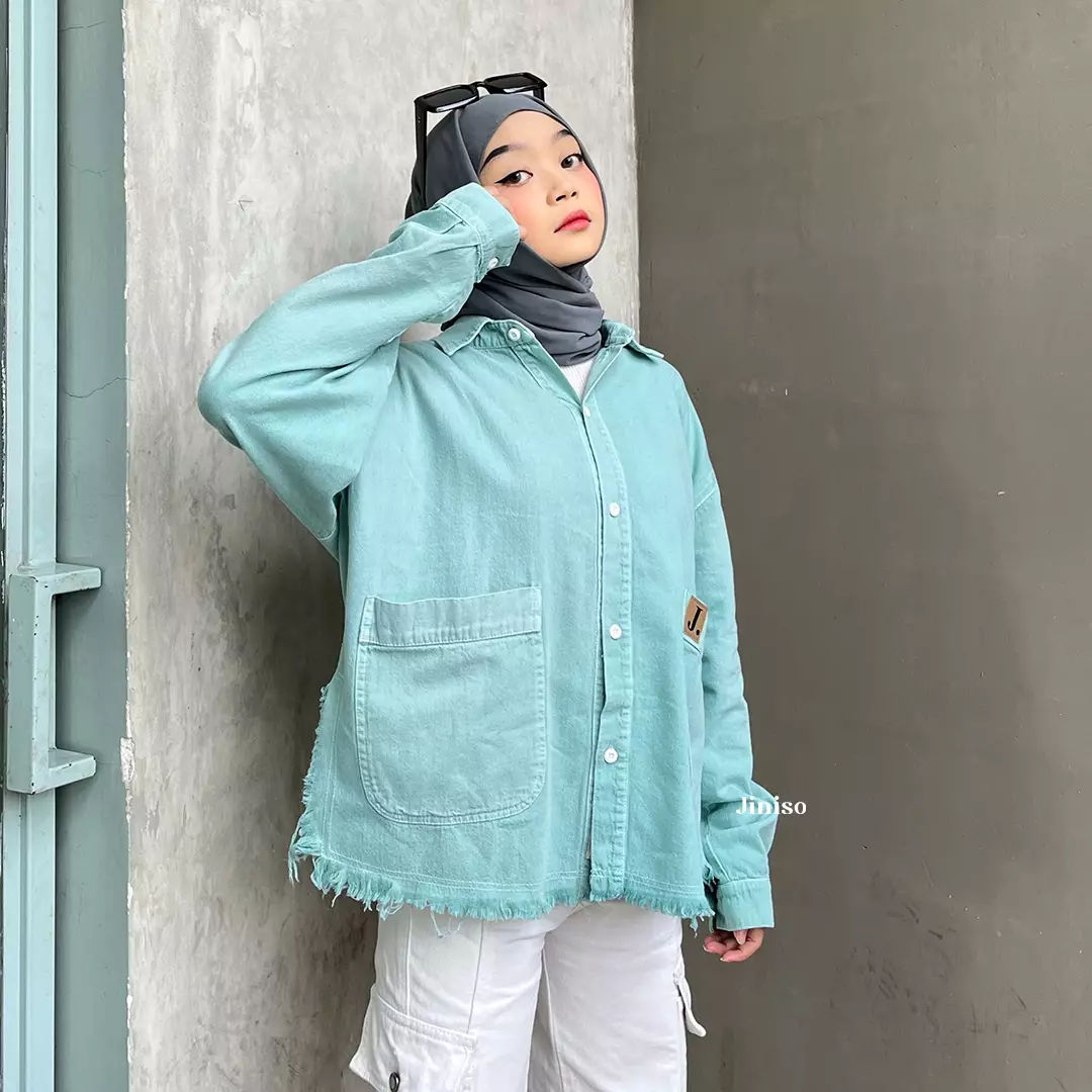 Kemeja Denim Raw Matcha Mint Pocket Oversize Unisex HYPER ACTIVE