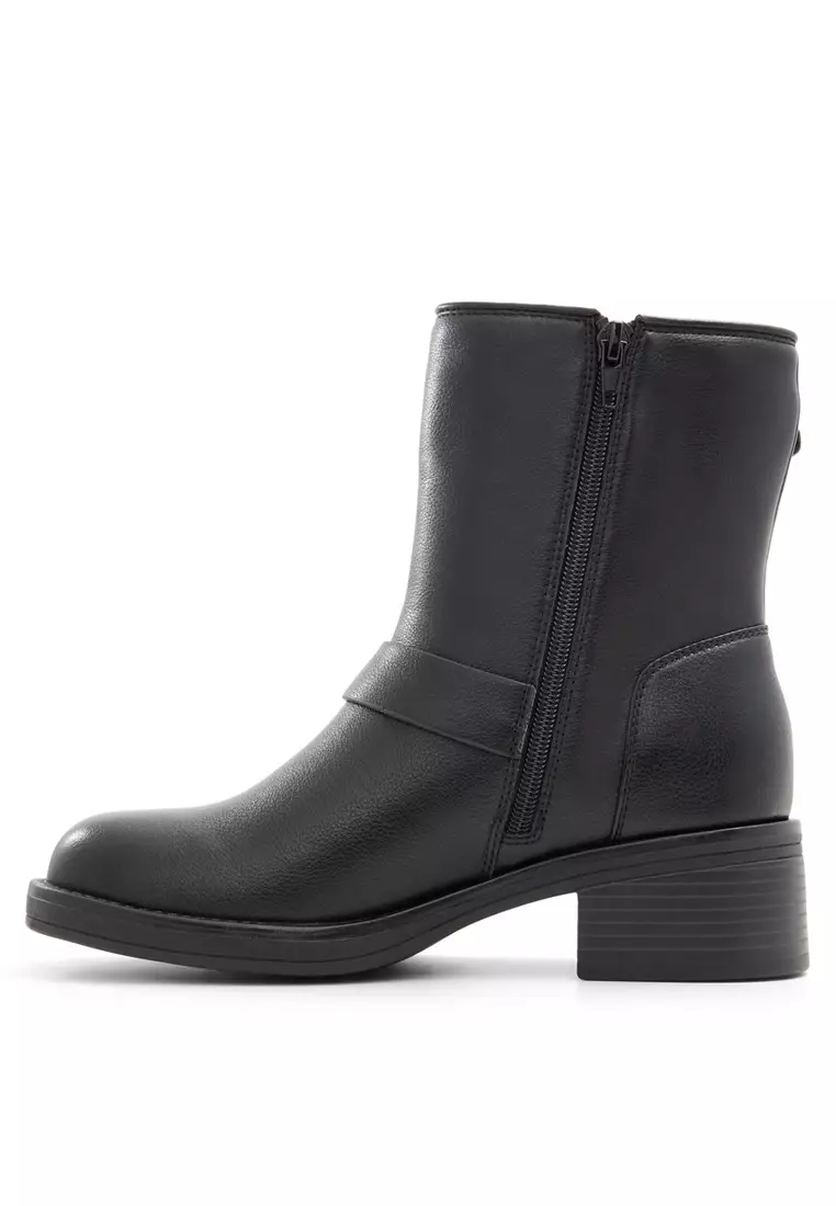 Roxana Ankle Boots