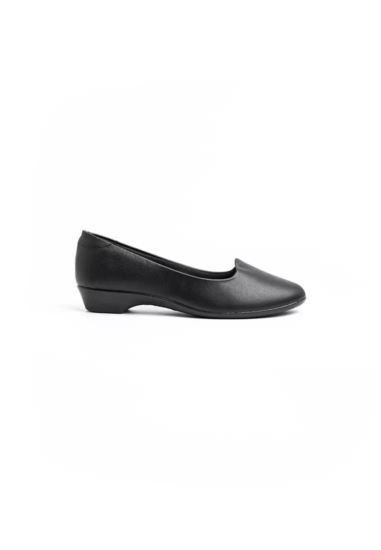 Emory bow sale leather wedge pump