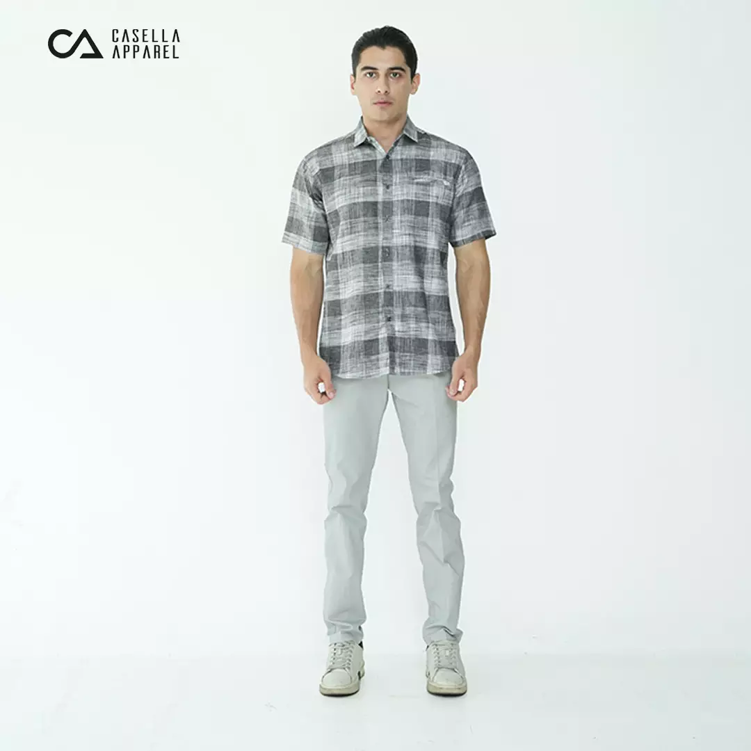 Casella Kemeja Chicago Pria Lengan Pendek Exclusive Motif Kotak 2336 Grey