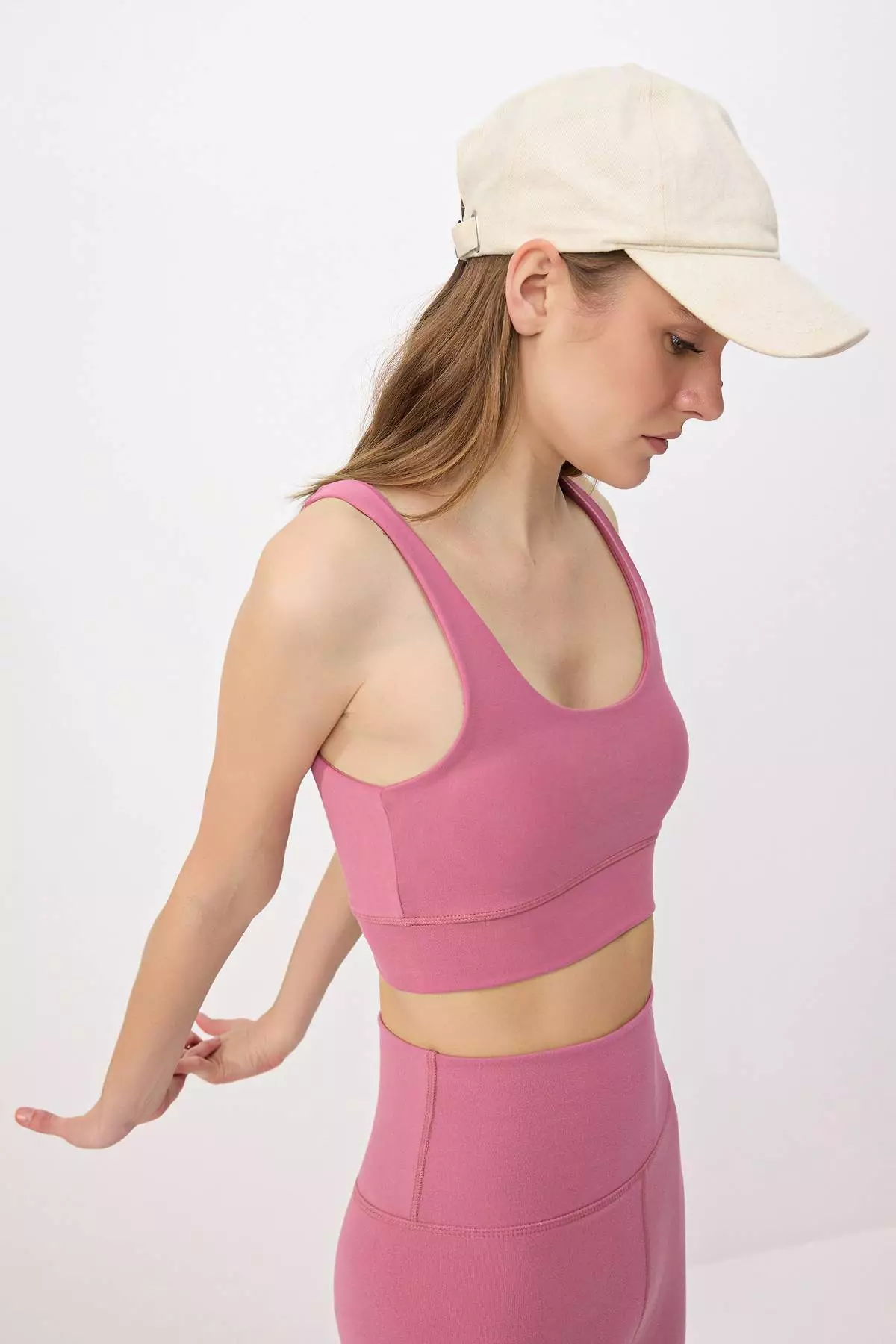 Dark Pink Brushed Soft Fabric Supportive/Contouring Thick Strap Knitted Sports Bra Thmss24Ss8