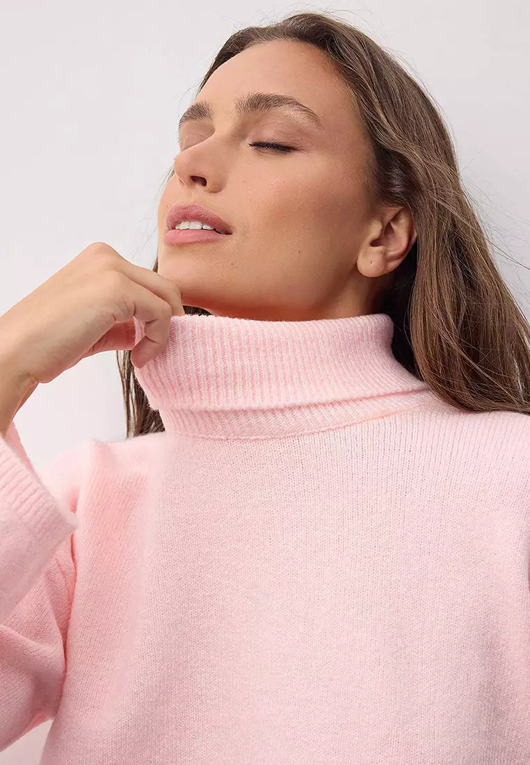 Wardrobe Essentials Pink Wide-Cut Soft Texture Crop/Short Knit Sweater