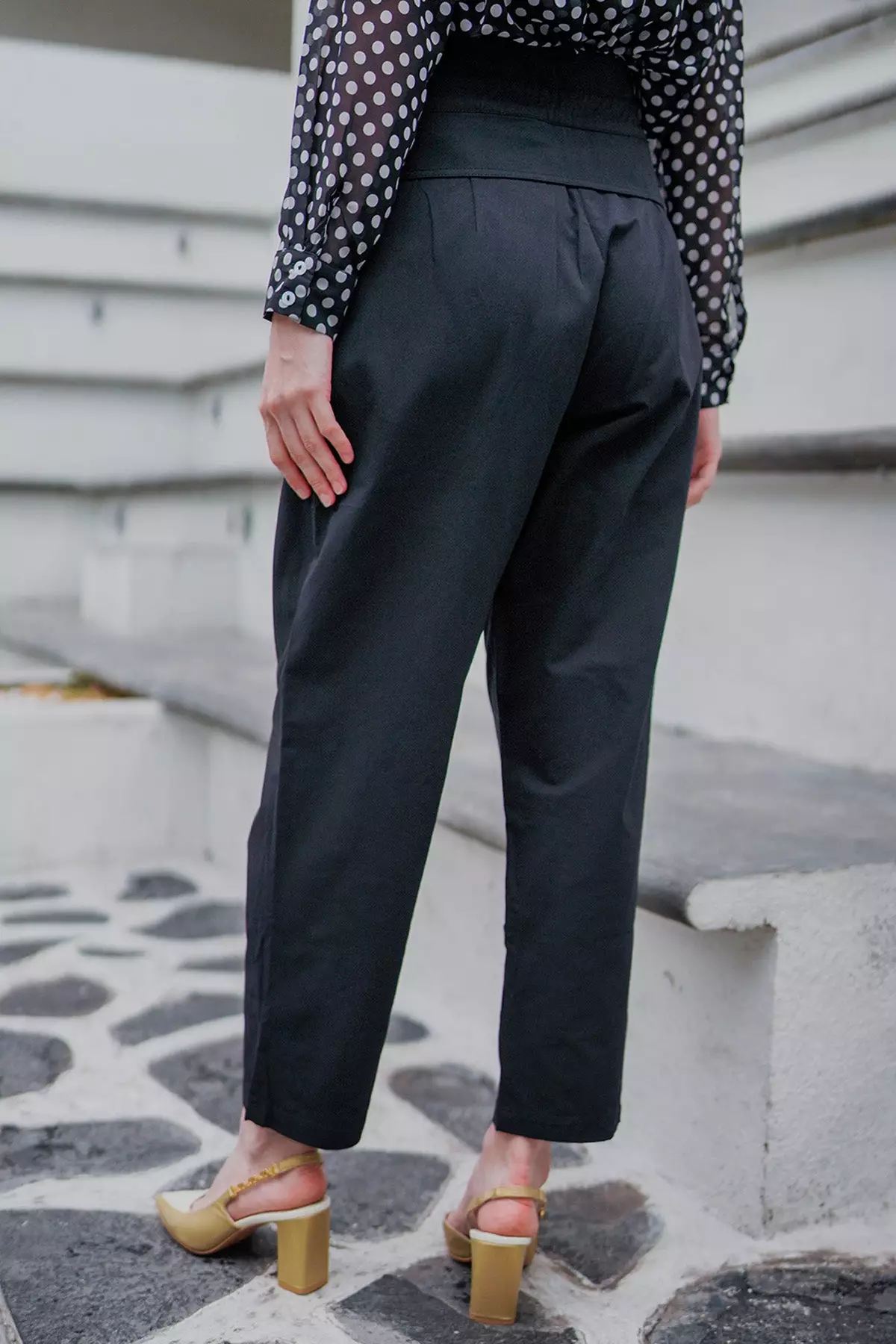 Benang Jarum Riyana Pants - Black