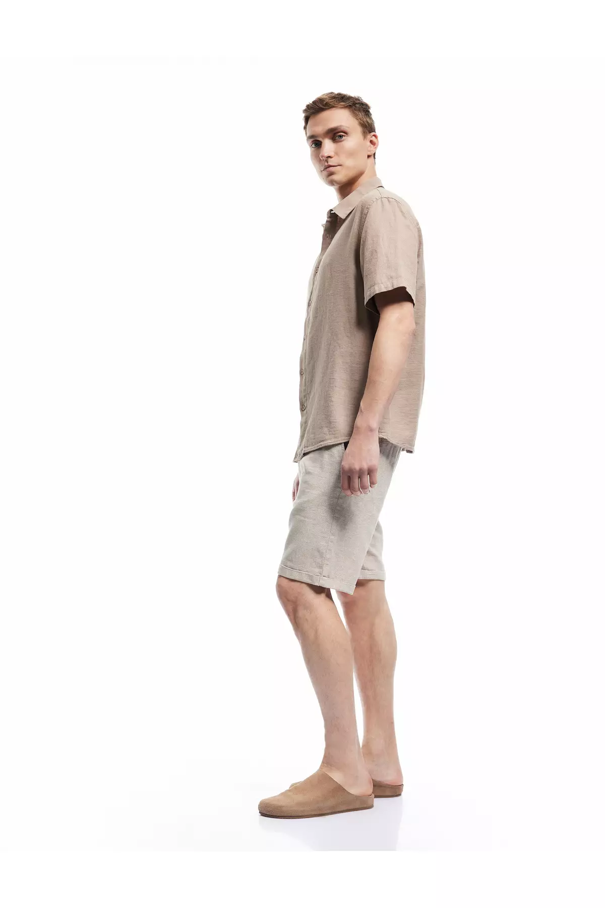 Buttoned Pocket Detailed Linen Cotton Blend Bermuda Shorts