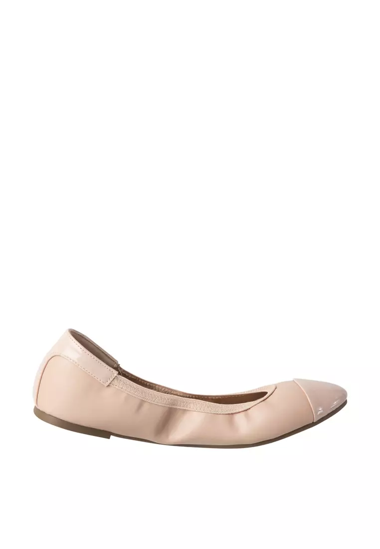 Discount on Comfort Plus by Predictions  shoes - SKU: Women's Claire Scrunch Flat