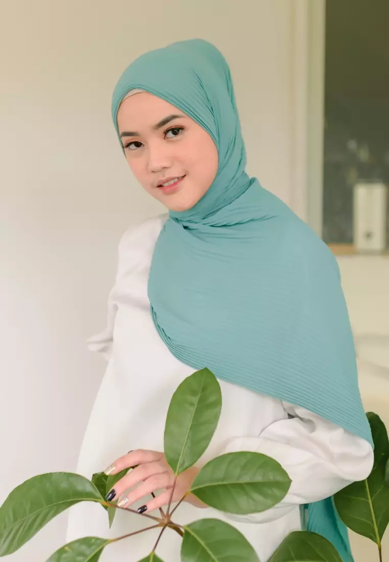 Bawal Pleats Shawl Tosca