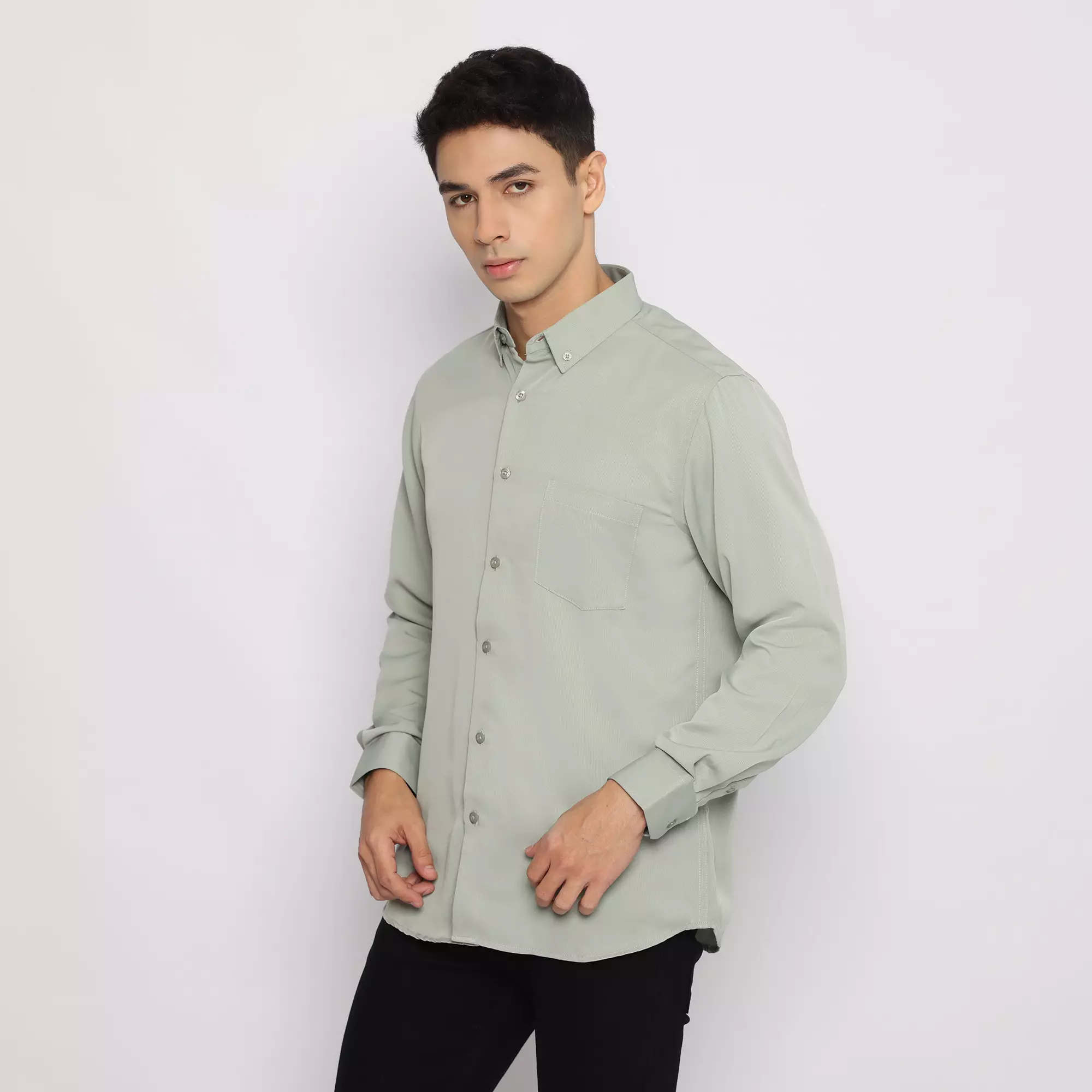 Platini Baju Kemeja Pria Lengan Panjang Polos Polinosic Hijau Sage 66248