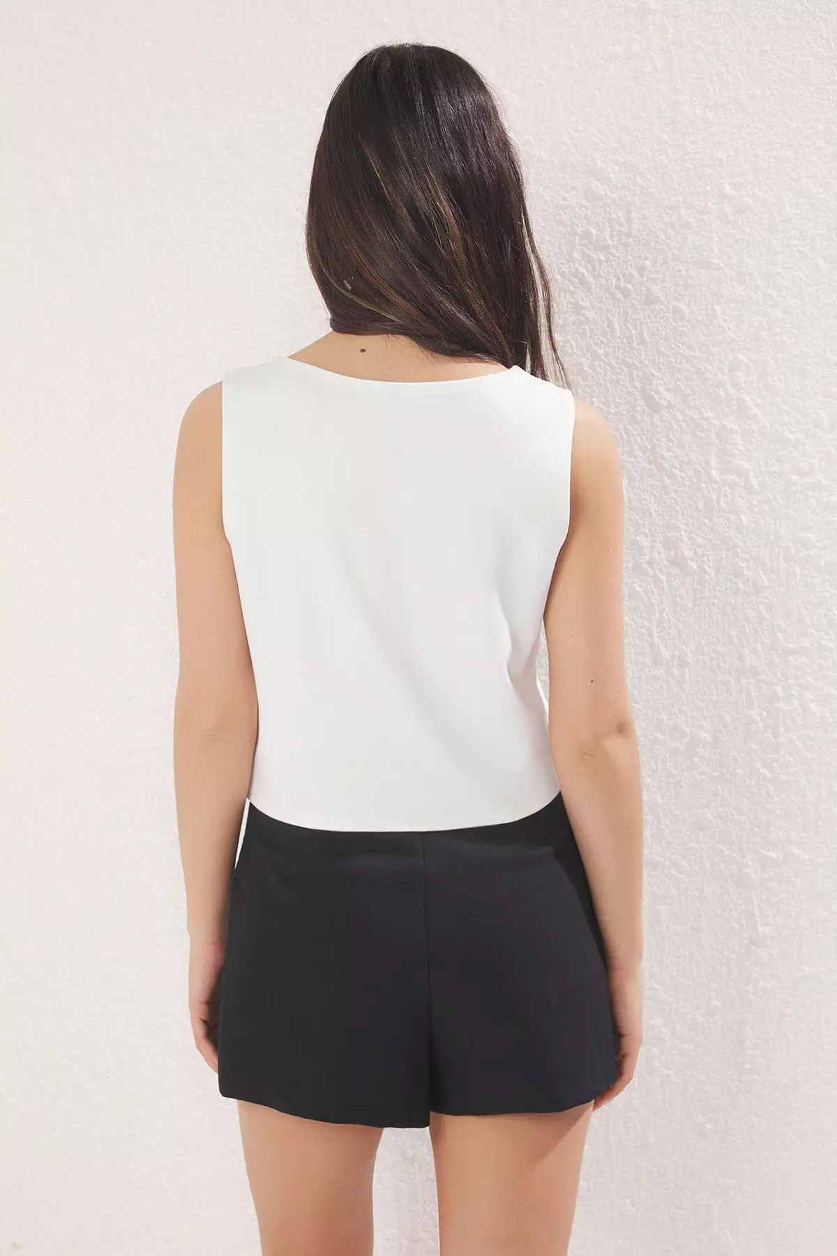 Ecru Ribbon Tie Detail Square Neck Zero Sleeve Knitted Blouse That Fits Your Body Twoss25Bz00147