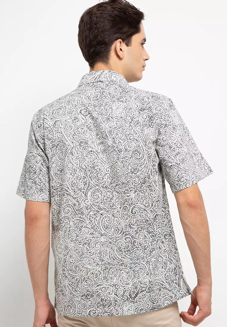 Kemeja Formal Motif Abstrak
