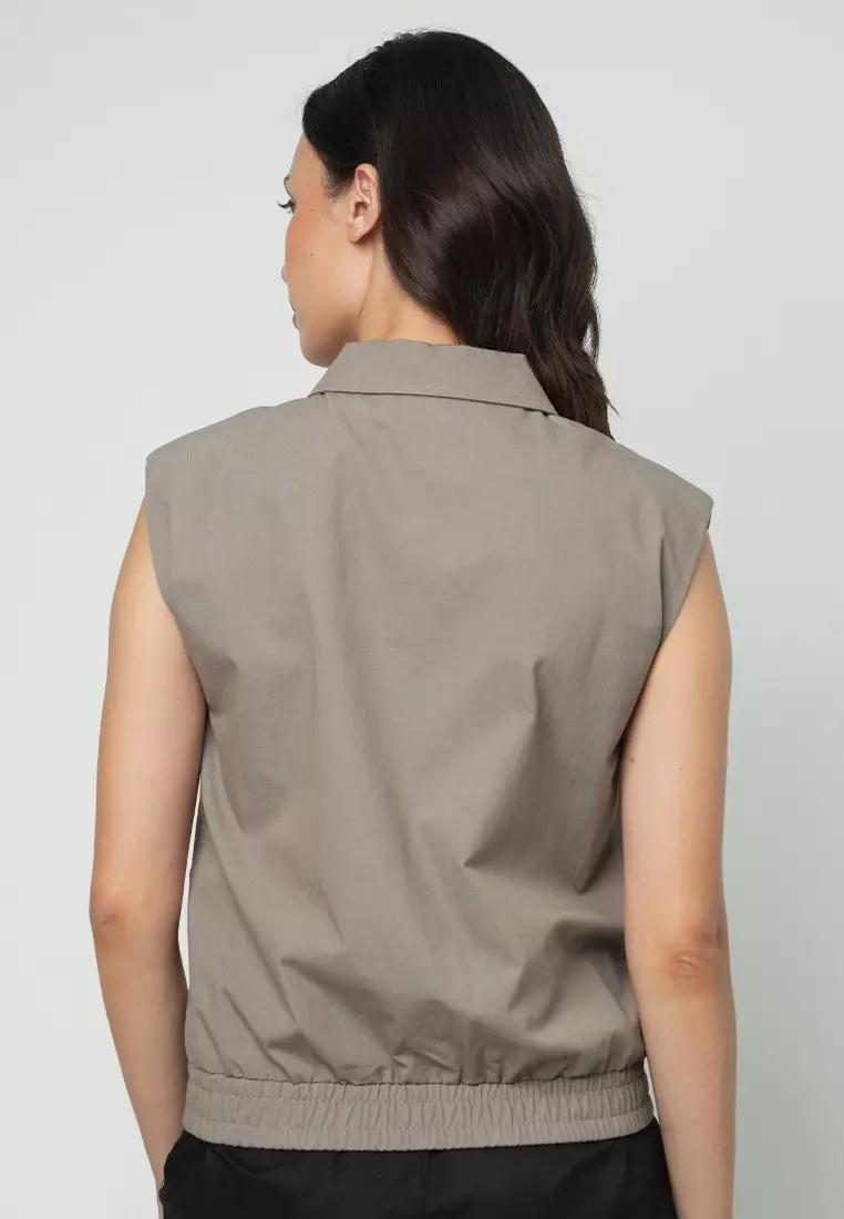 Leila Sleeveless Collared Top