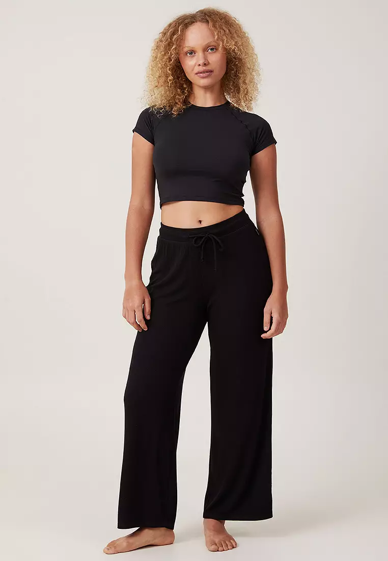 Sleep Recovery Asia Fit Wide Leg Pants