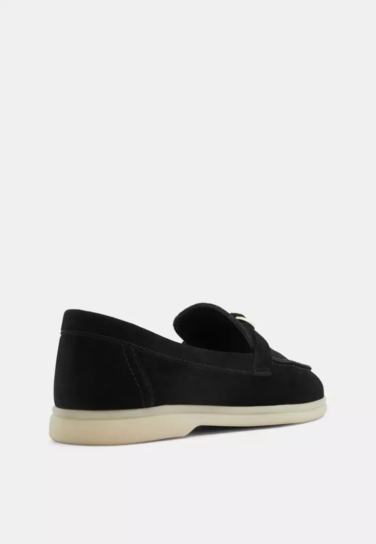 Creras-In Shoes